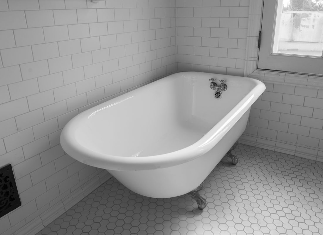 Porcelain Patch & Glaze tub reglazing, tile reglazing